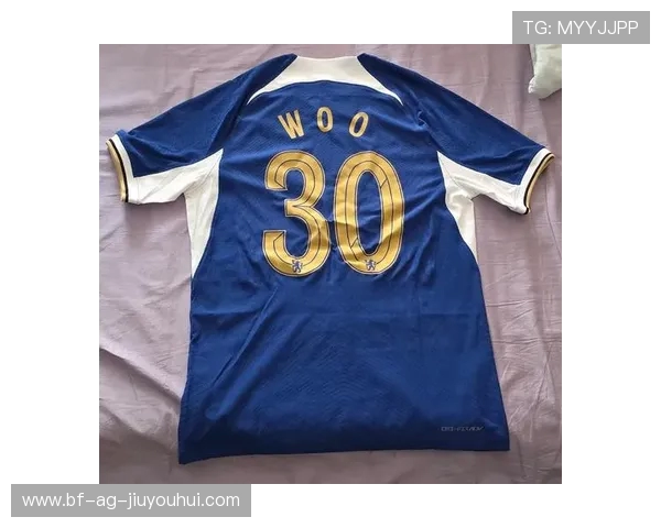 天朗足球服定制款式设计与个性化选择全面解析