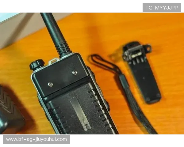 对讲机助力足球教练提升战术指挥与场上沟通效率